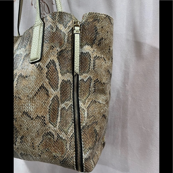 Neiman Marcus gold snake print tote bag - Picture 9 of 9